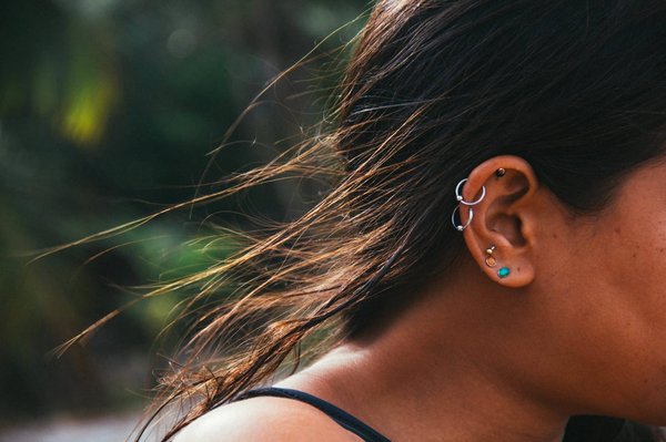 Le piercing d'oreille : tout ce que vous devez savoir